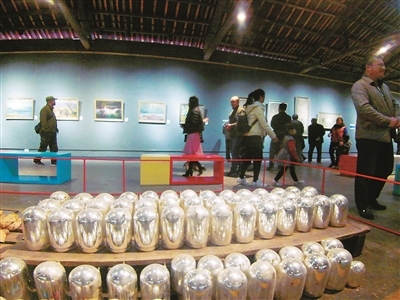 柳州日?qǐng)?bào)社多媒體數(shù)字報(bào) 文藝創(chuàng)作版面的新紀(jì)元